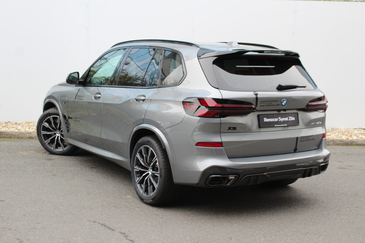 Fotografie vozu - klik pro zvětšení