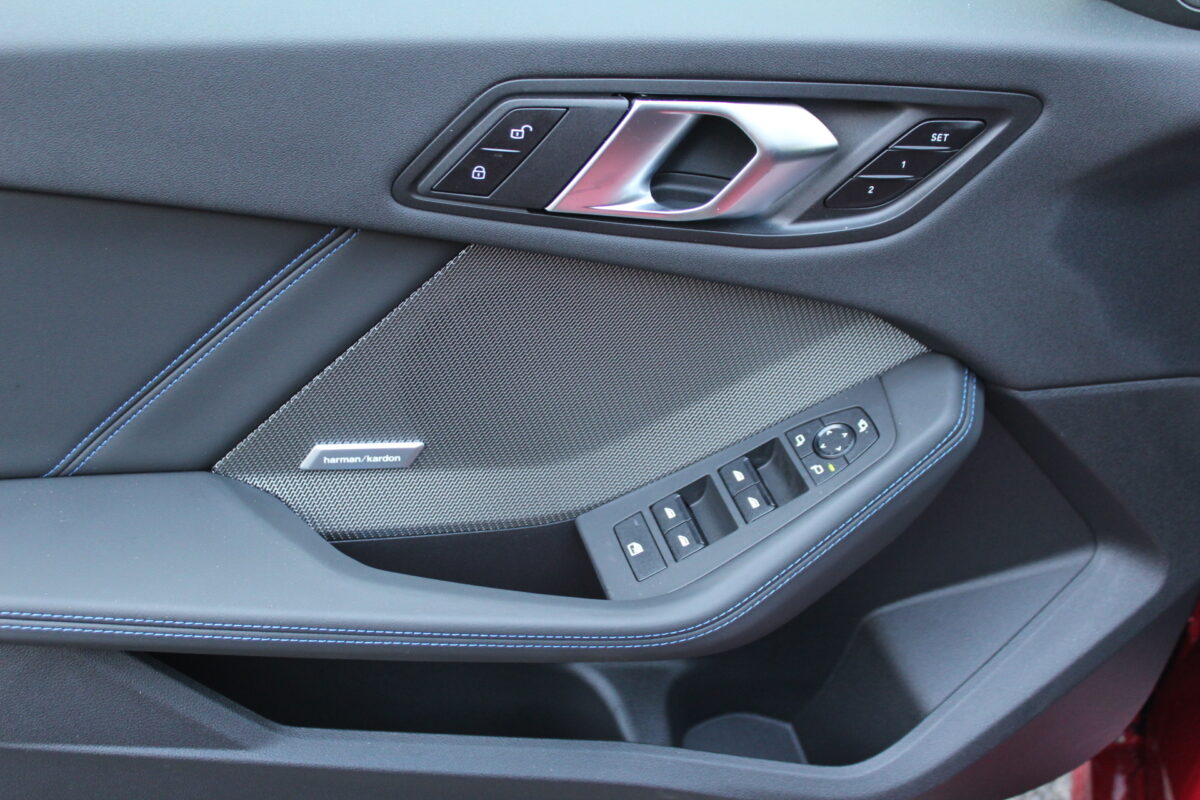 Fotografie vozu - klik pro zvětšení