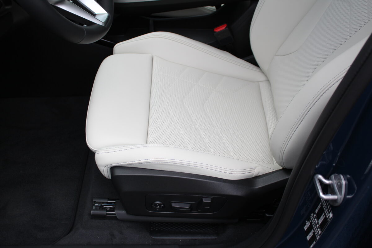 Fotografie vozu - klik pro zvětšení