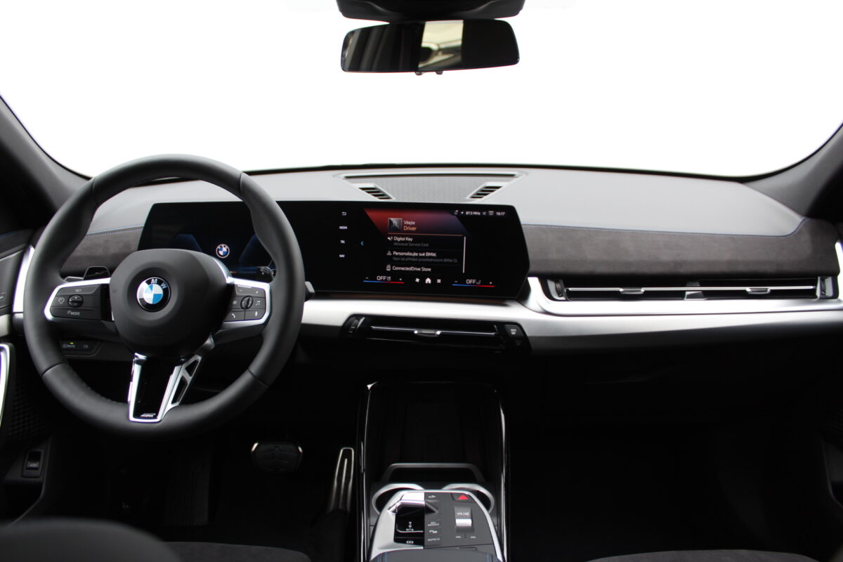 Fotografie vozu - klik pro zvětšení