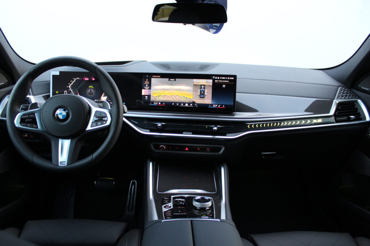 Fotografie vozu - klik pro zvětšení