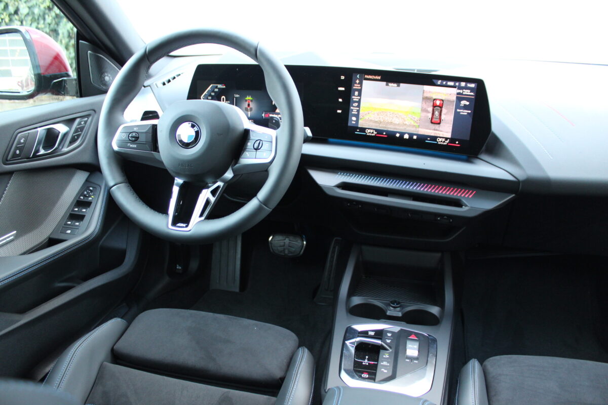 Fotografie vozu - klik pro zvětšení