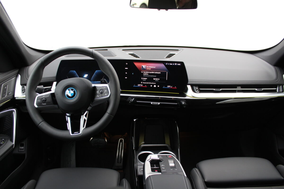 Fotografie vozu - klik pro zvětšení