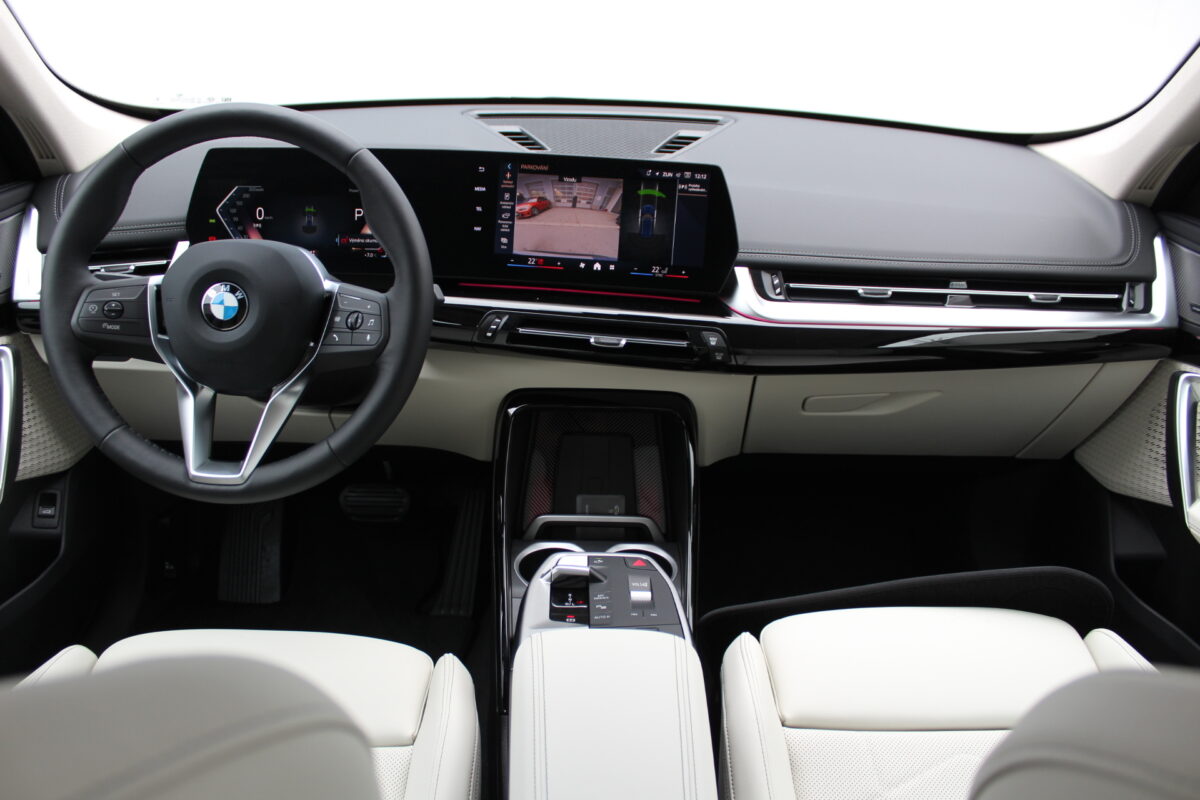 Fotografie vozu - klik pro zvětšení