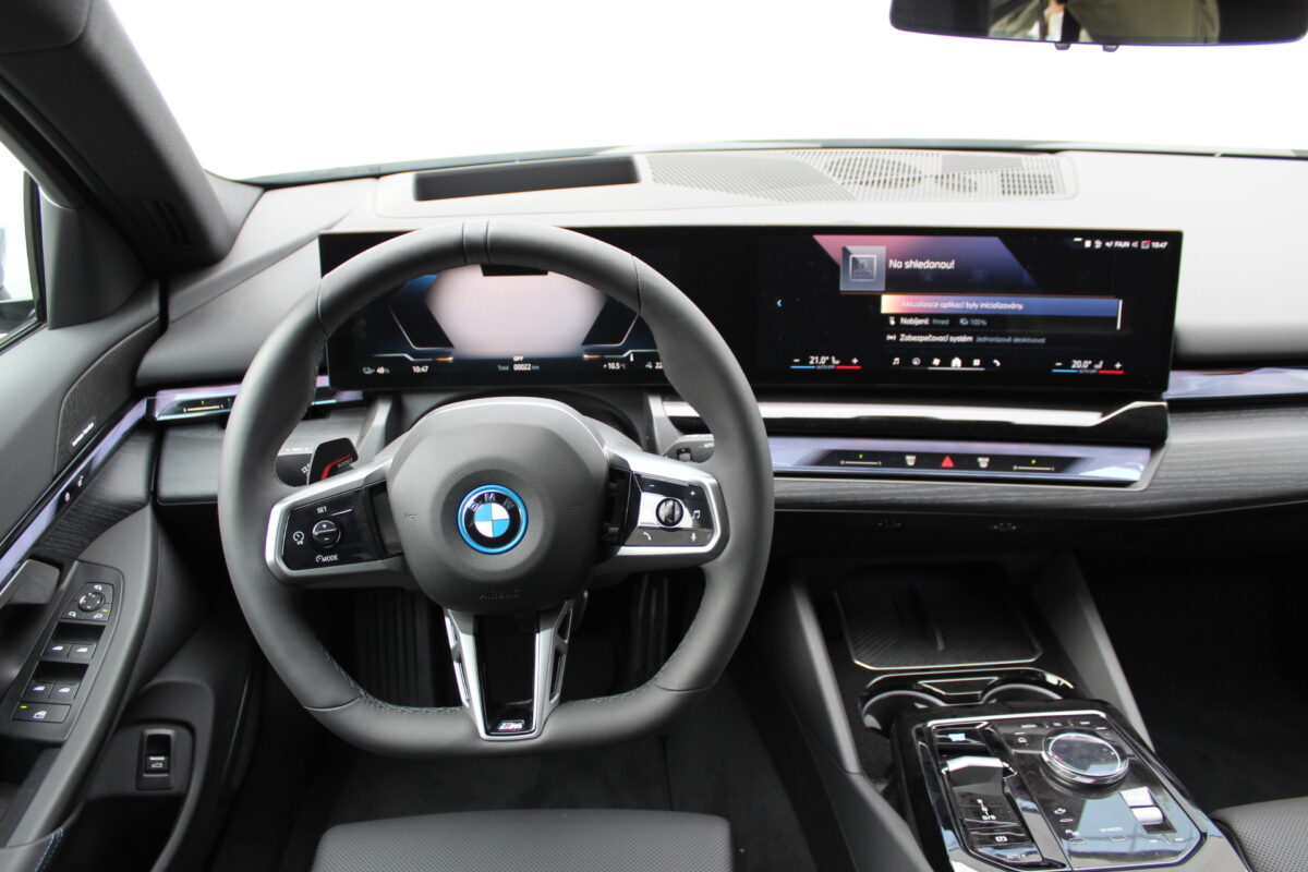 Fotografie vozu - klik pro zvětšení