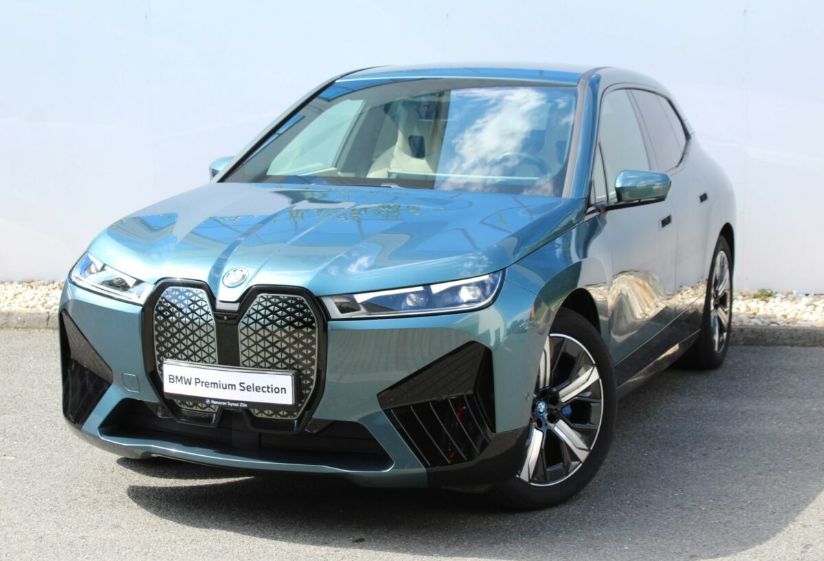 Fotografie vozu - klik pro zvětšení