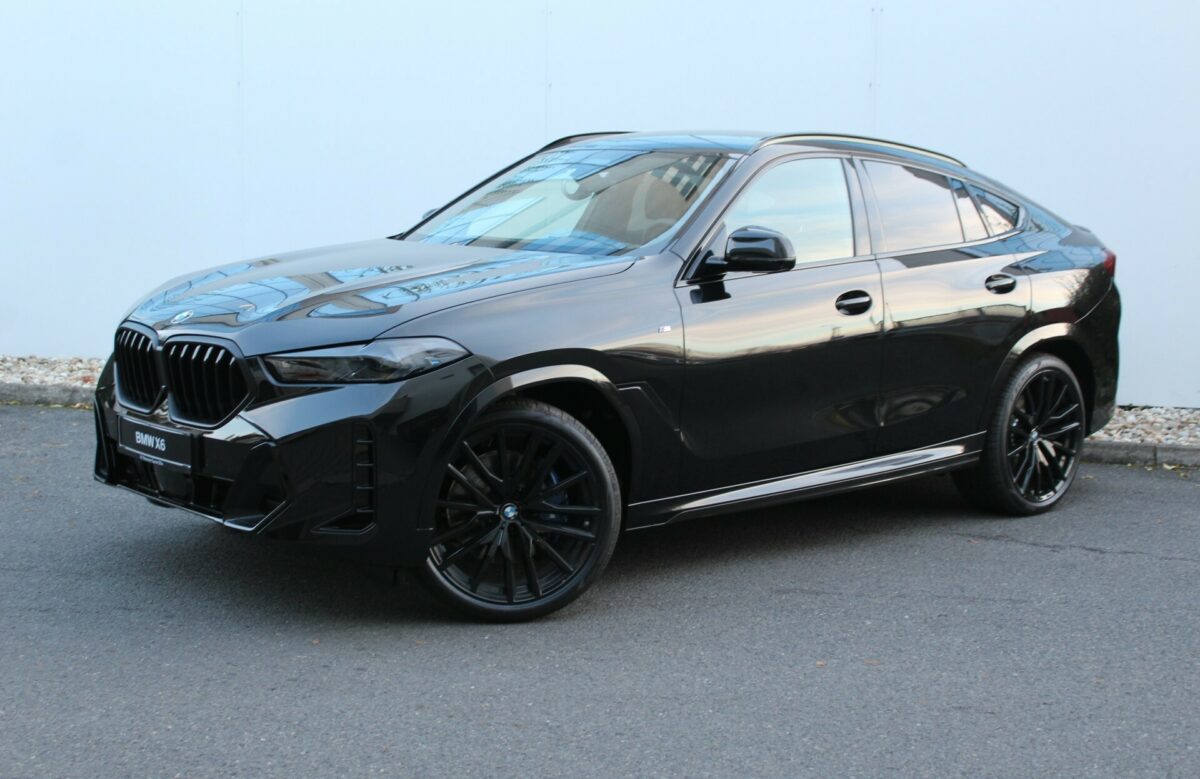 Fotografie vozu - klik pro zvětšení