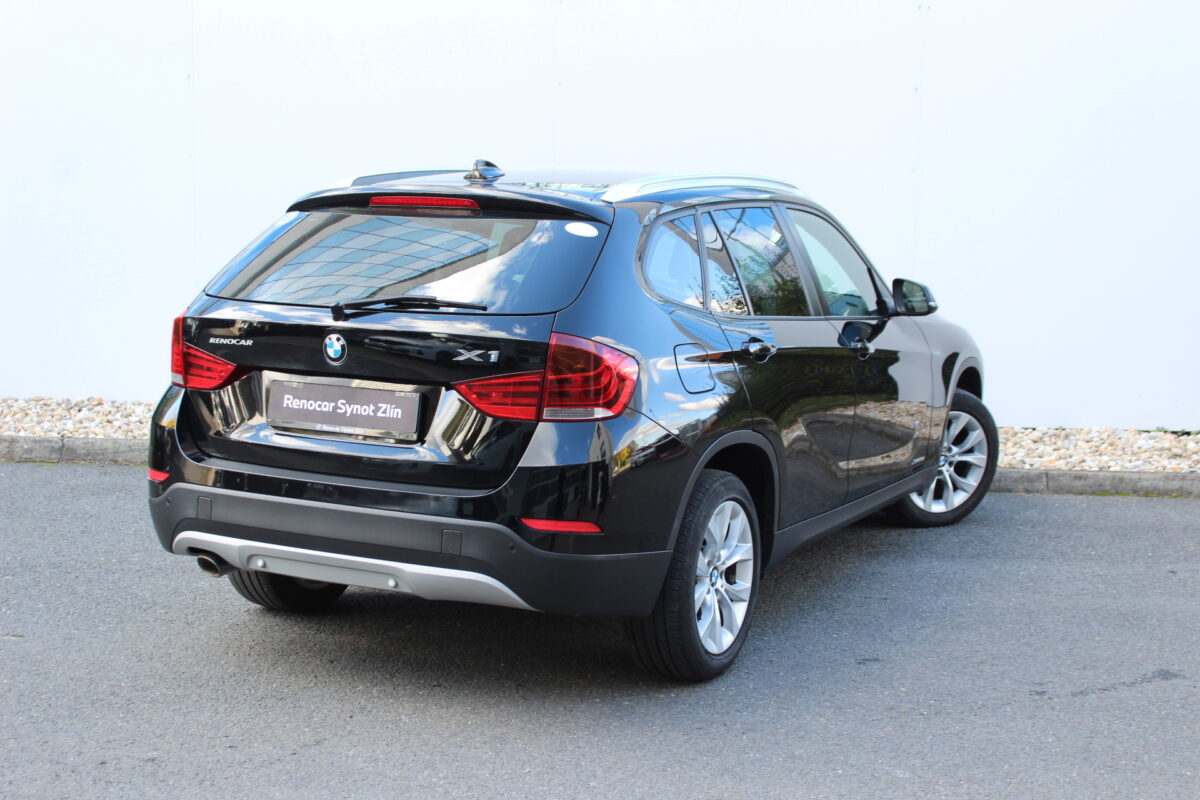 Fotografie vozu - klik pro zvětšení