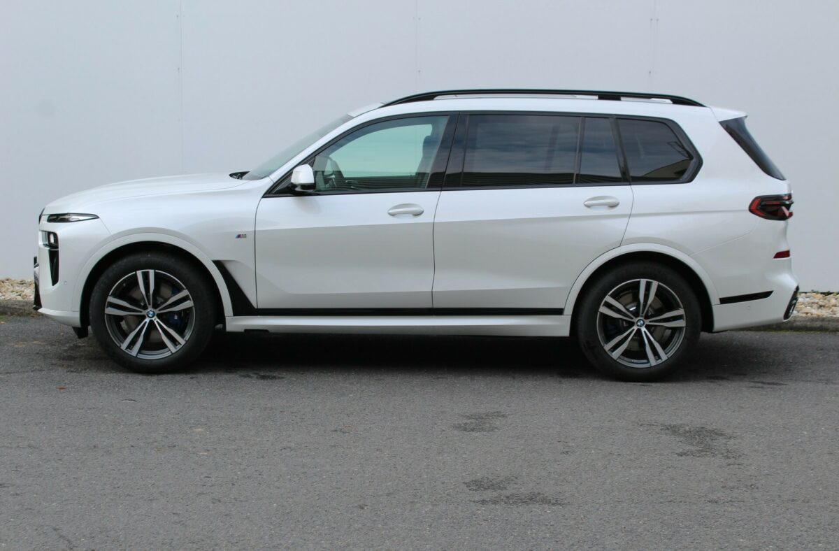 Fotografie vozu - klik pro zvětšení