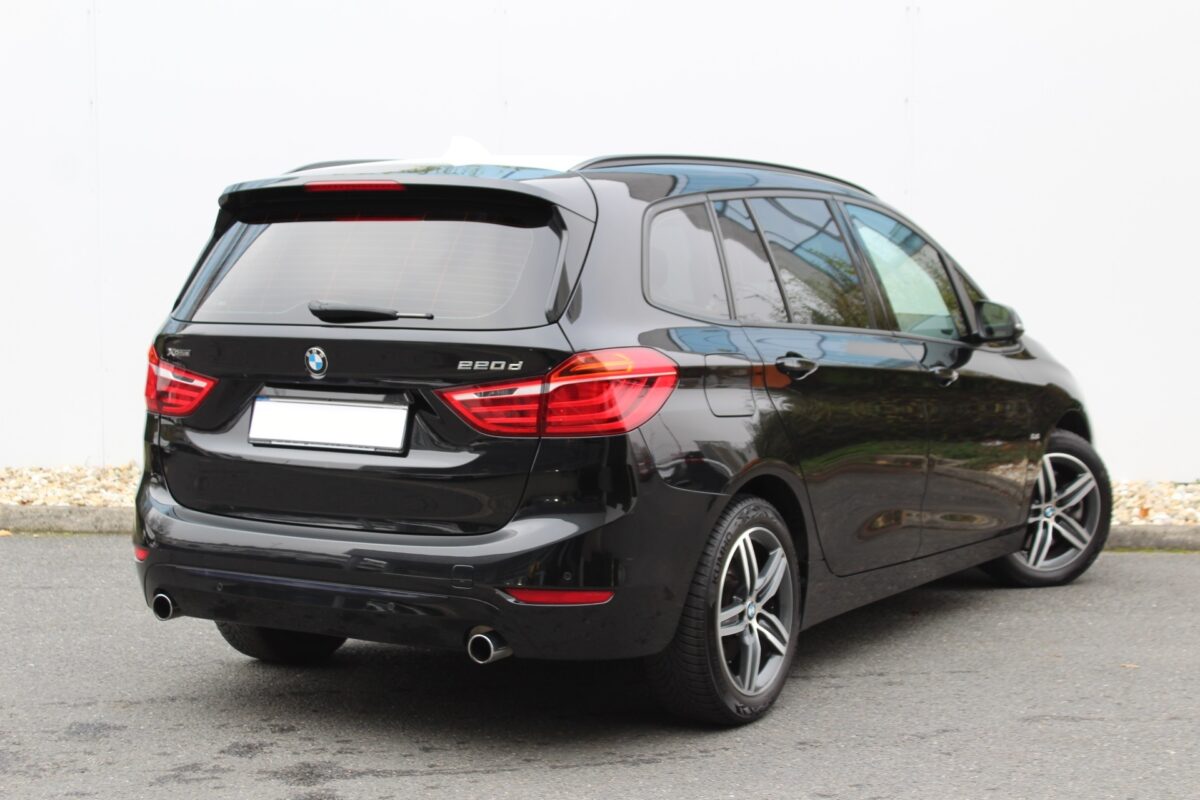 Fotografie vozu - klik pro zvětšení