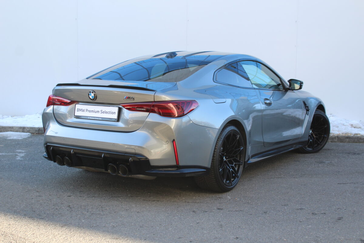 Fotografie vozu - klik pro zvětšení