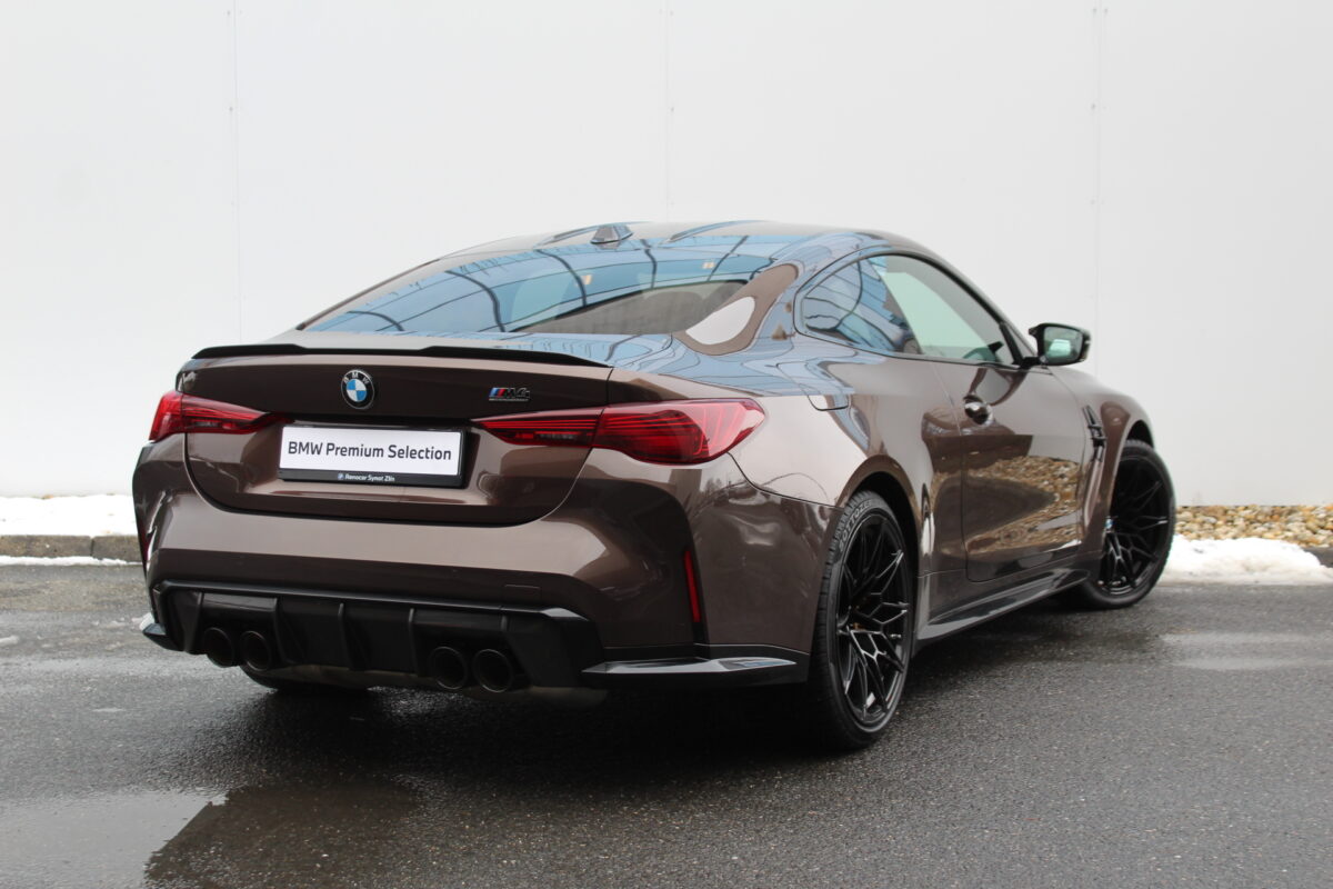 Fotografie vozu - klik pro zvětšení