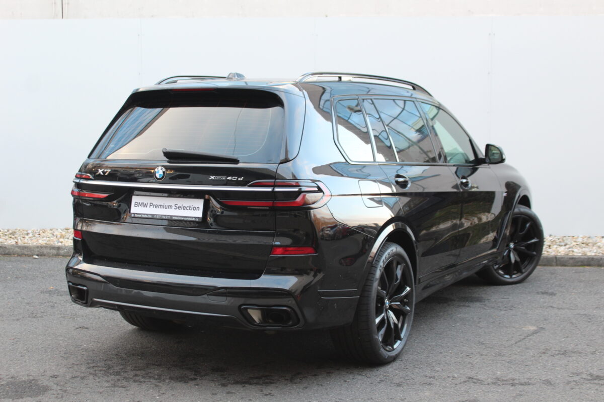 Fotografie vozu - klik pro zvětšení