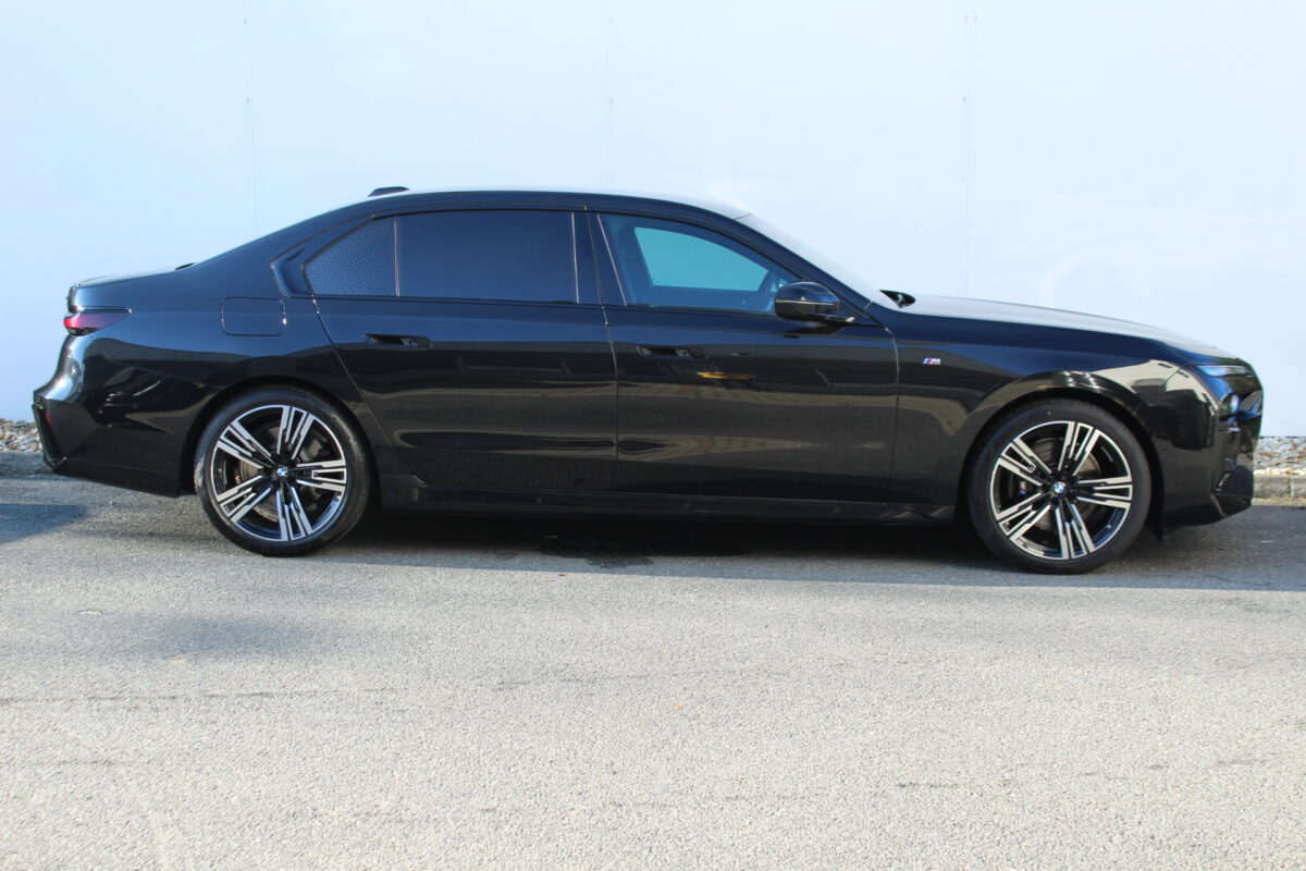 Fotografie vozu - klik pro zvětšení