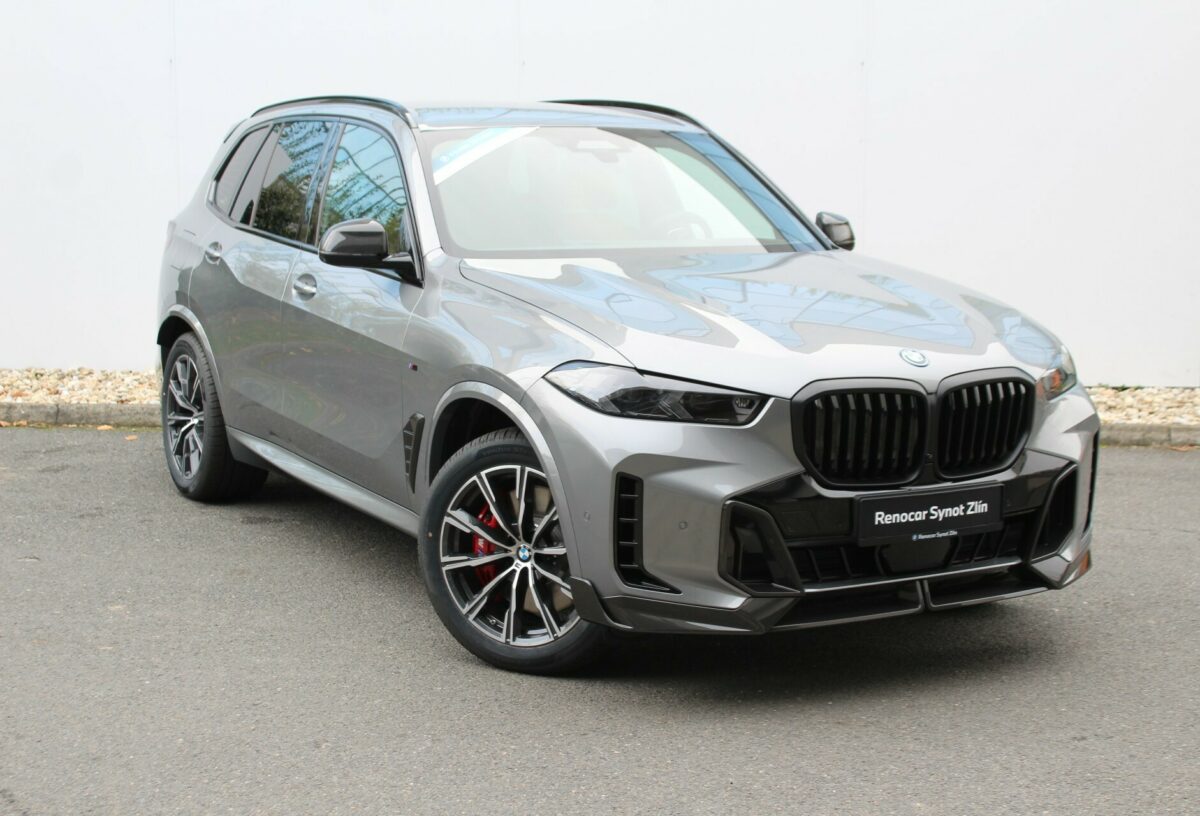 Fotografie vozu - klik pro zvětšení