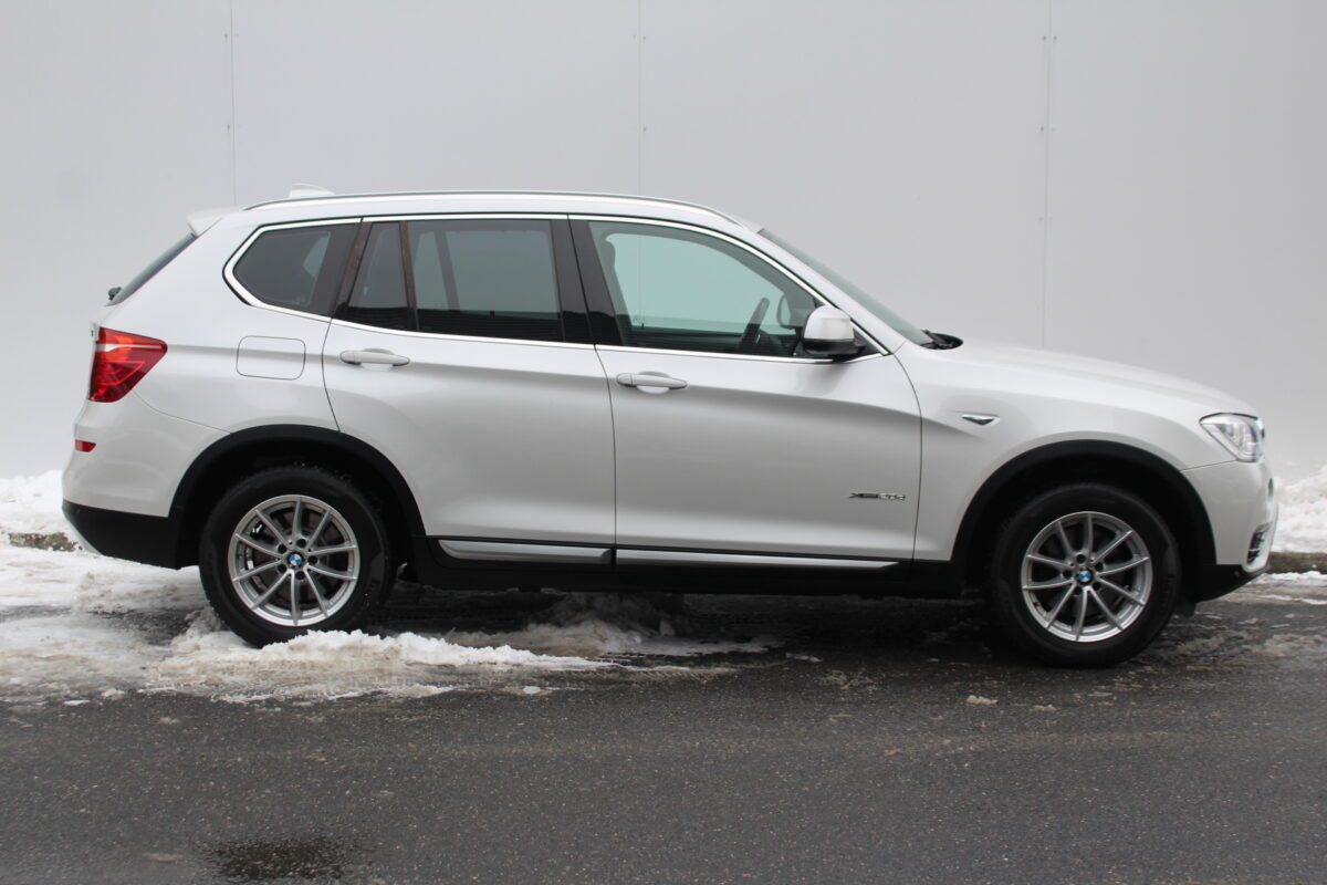 Fotografie vozu - klik pro zvětšení