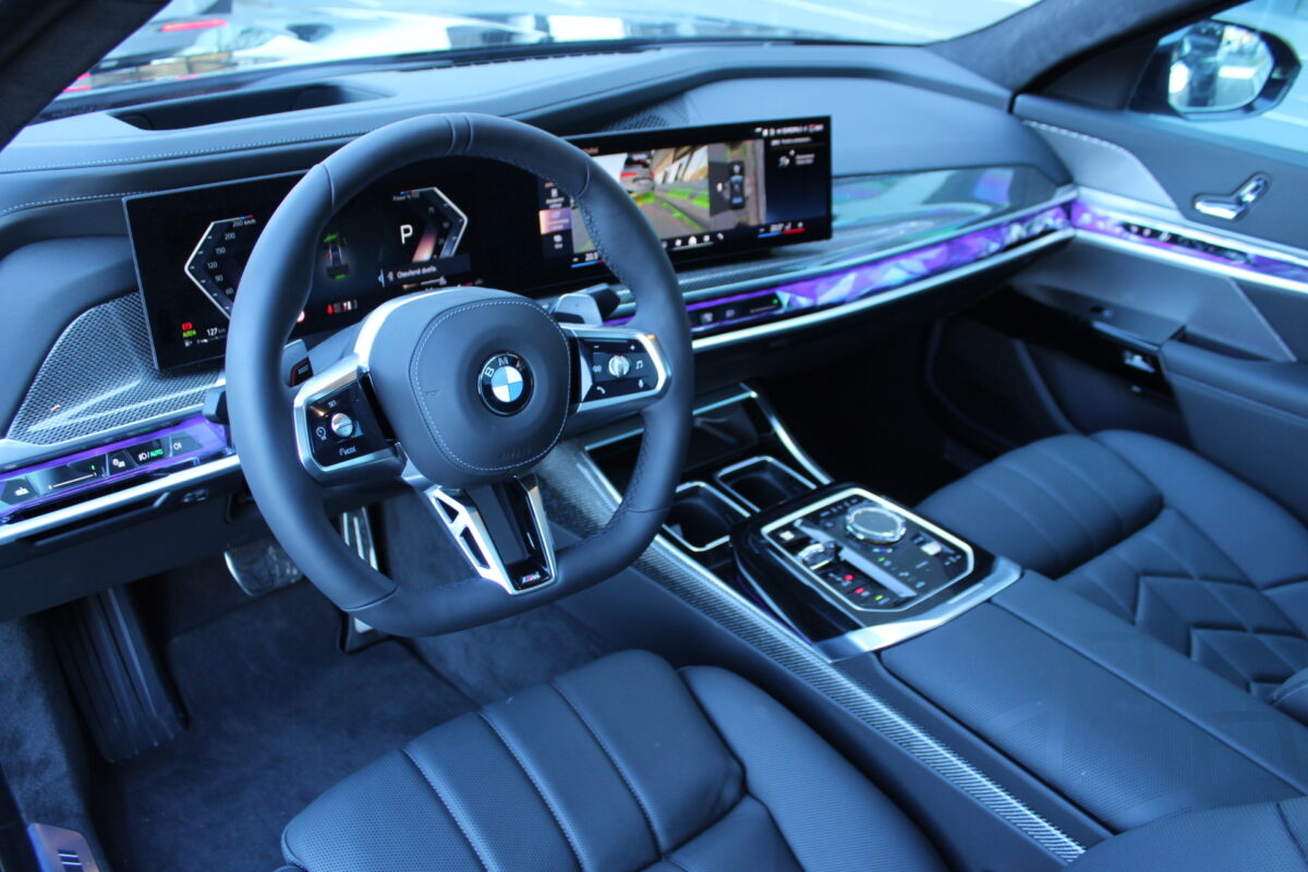 Fotografie vozu - klik pro zvětšení