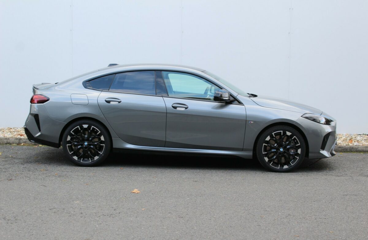 Fotografie vozu - klik pro zvětšení