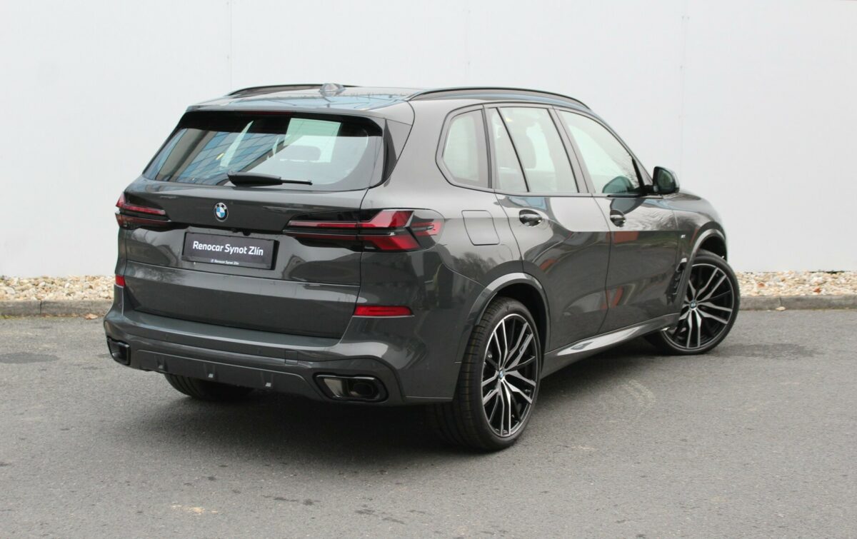 Fotografie vozu - klik pro zvětšení