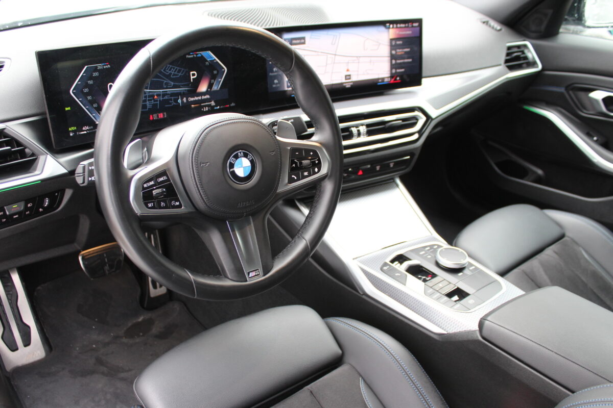 Fotografie vozu - klik pro zvětšení