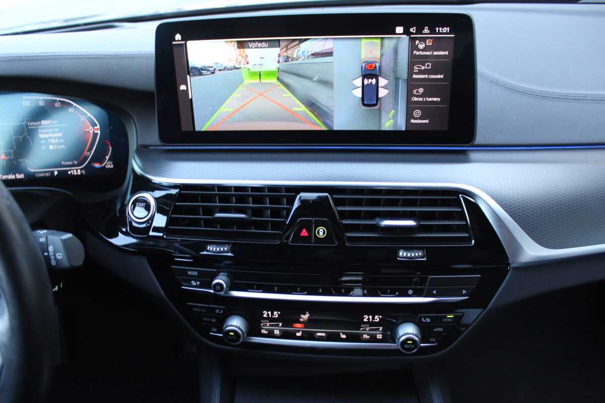 Fotografie vozu - klik pro zvětšení