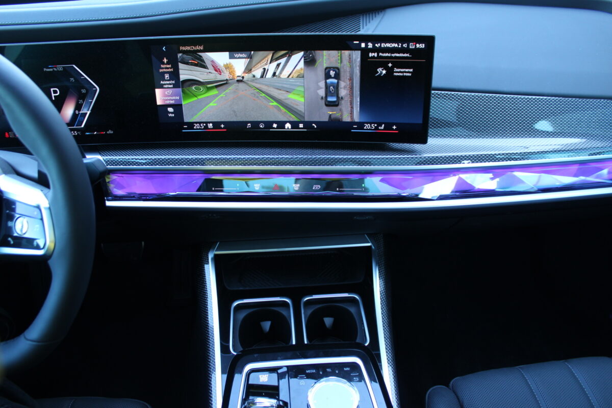 Fotografie vozu - klik pro zvětšení