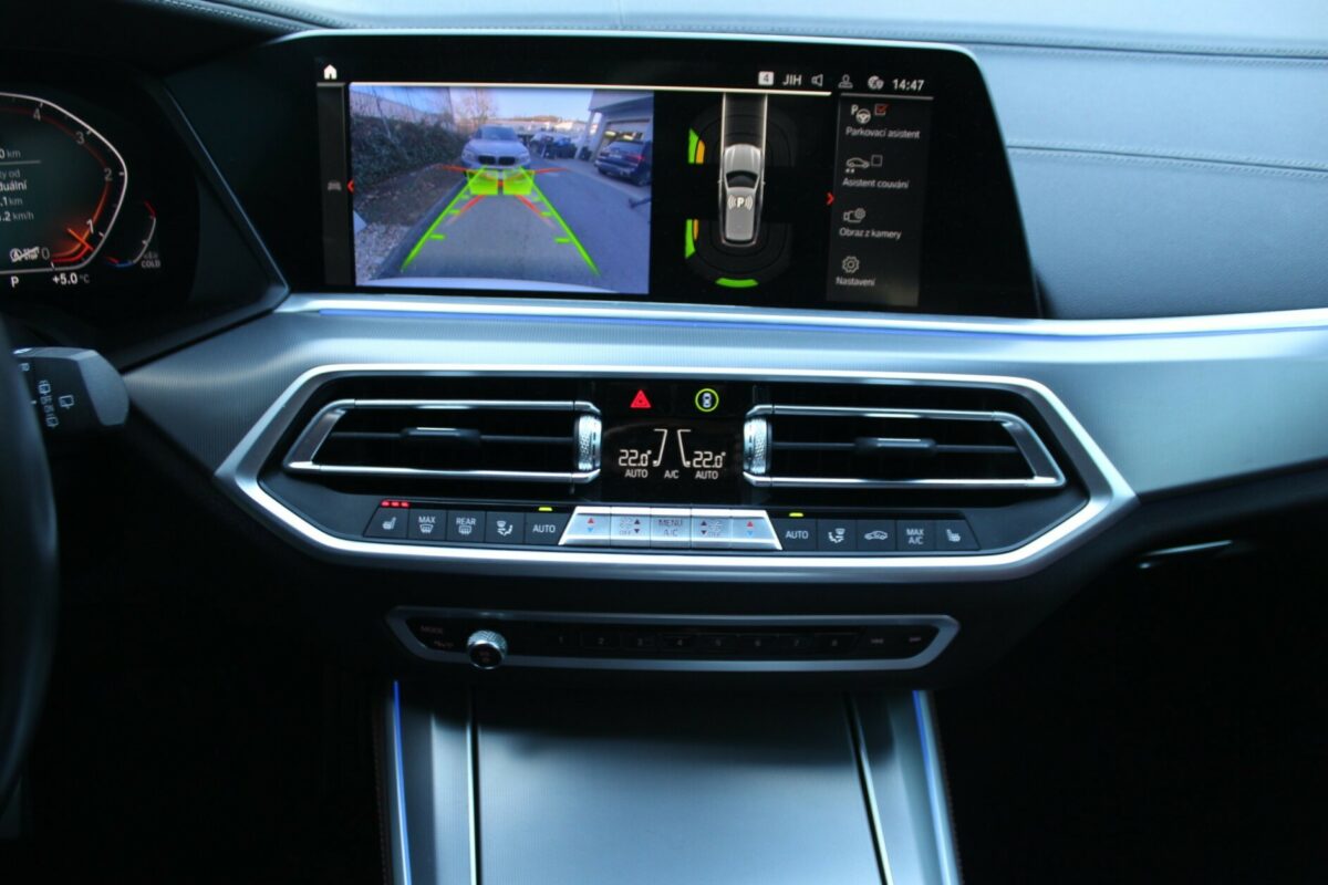 Fotografie vozu - klik pro zvětšení