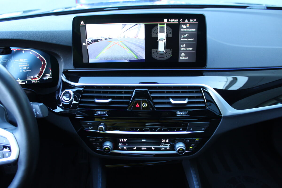 Fotografie vozu - klik pro zvětšení