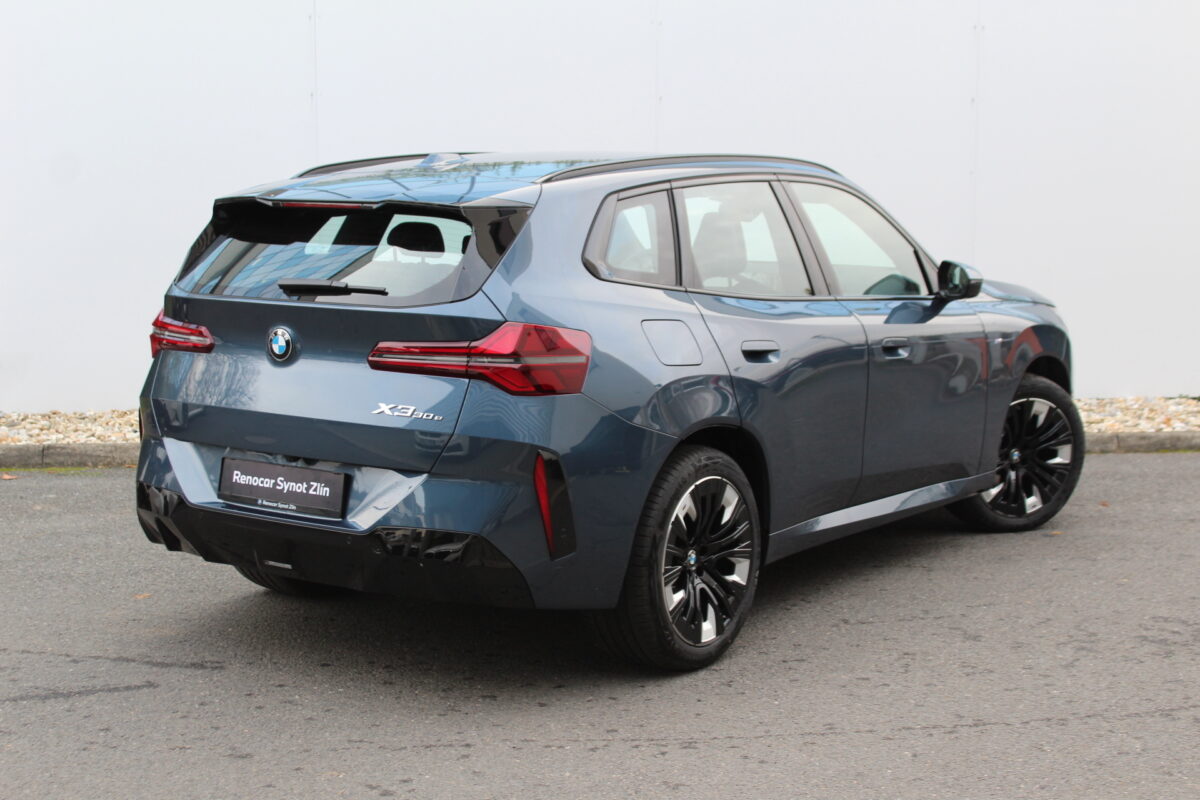 Fotografie vozu - klik pro zvětšení