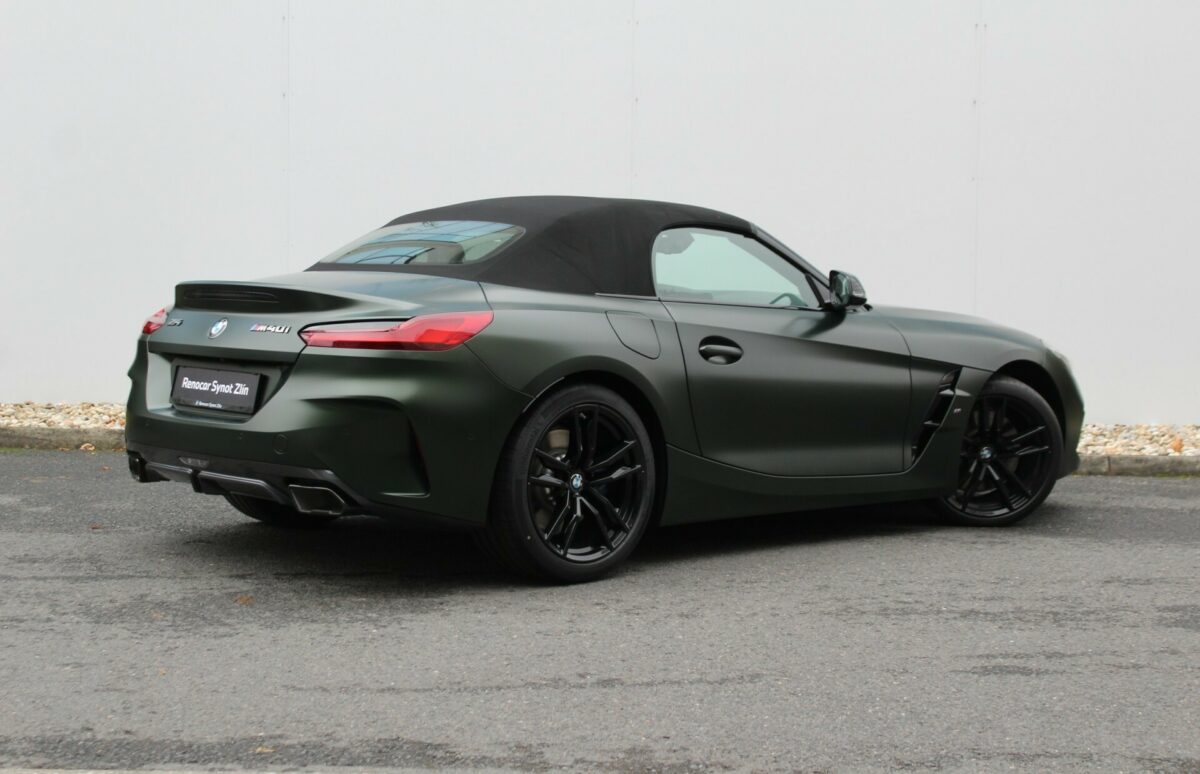 Fotografie vozu - klik pro zvětšení