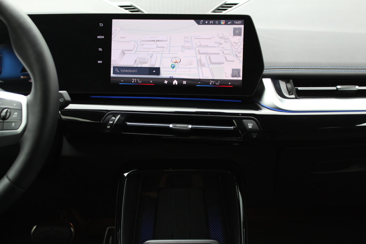 Fotografie vozu - klik pro zvětšení