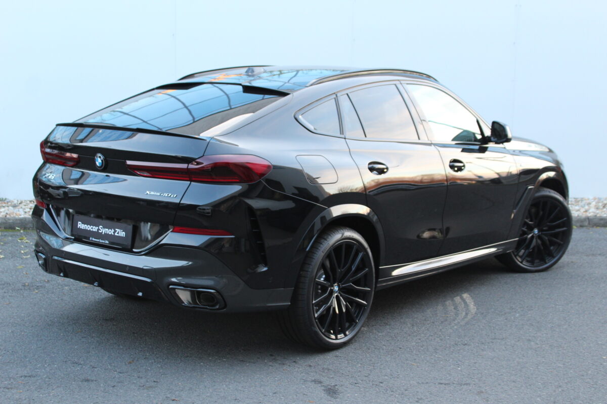 Fotografie vozu - klik pro zvětšení