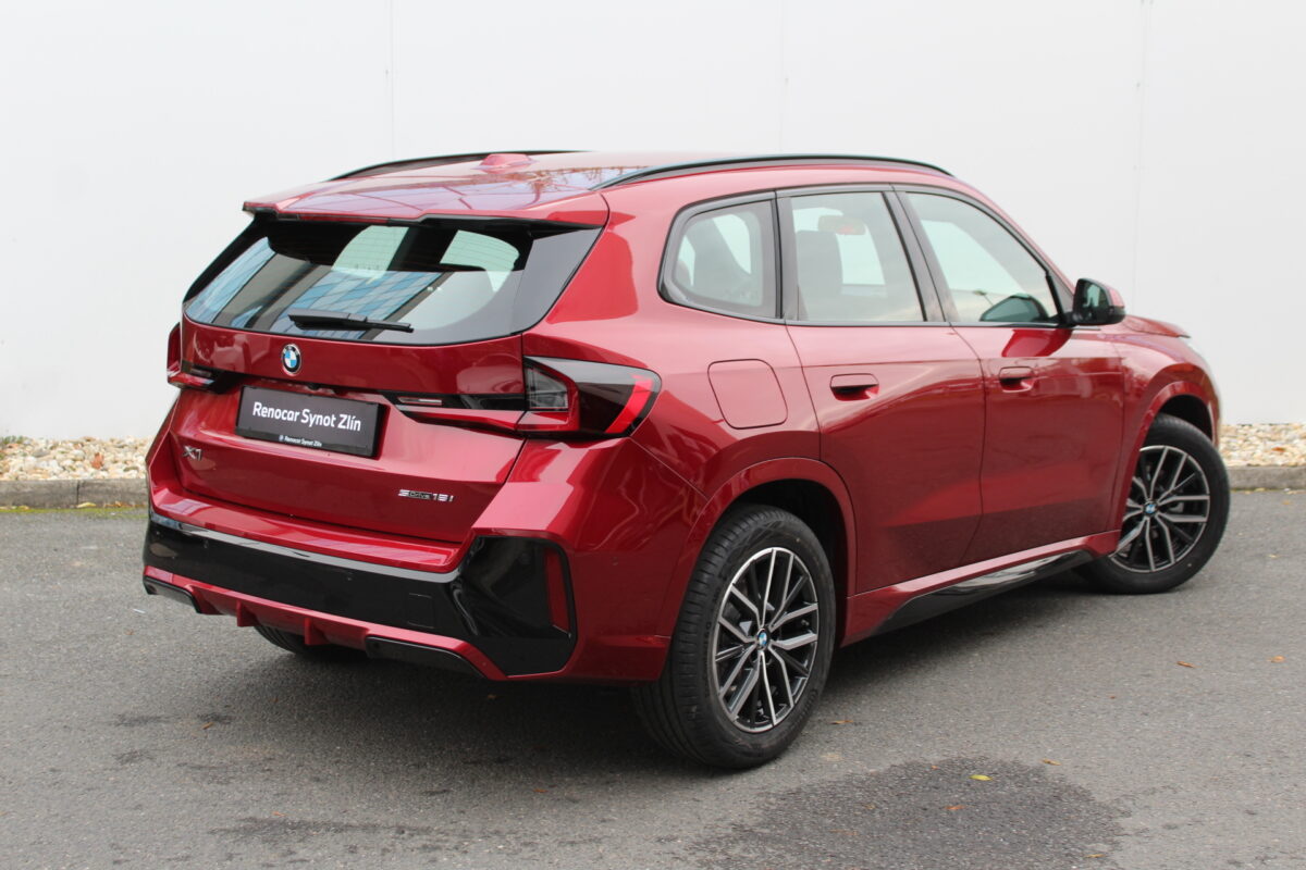 Fotografie vozu - klik pro zvětšení