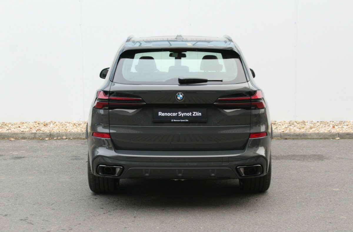 Fotografie vozu - klik pro zvětšení