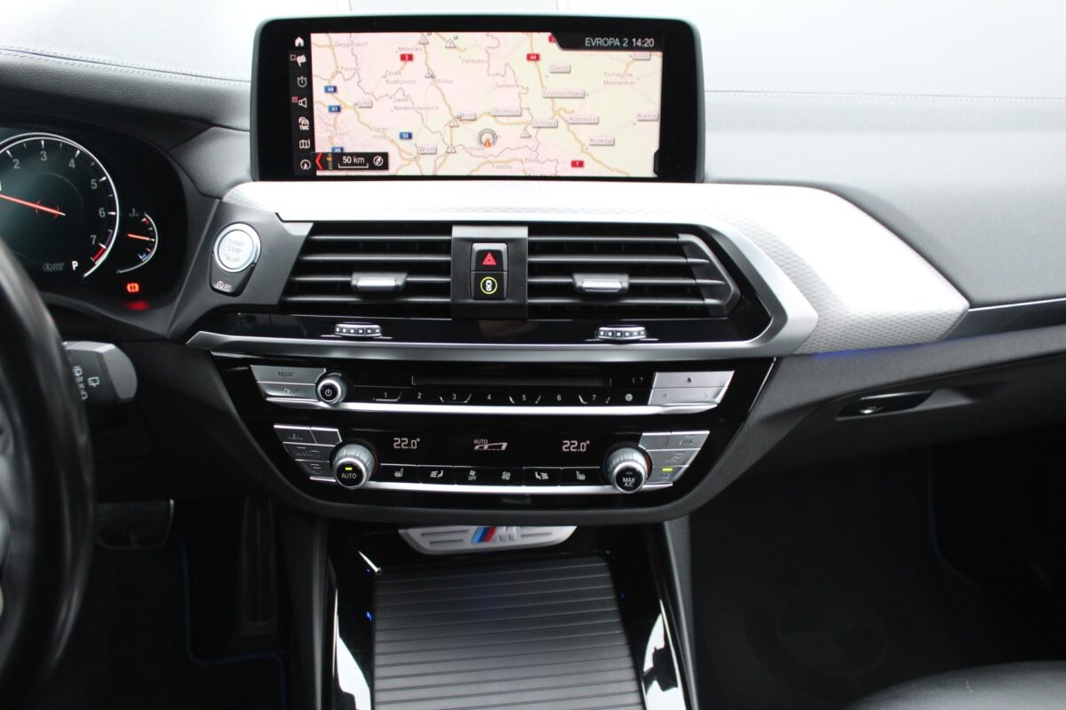 Fotografie vozu - klik pro zvětšení