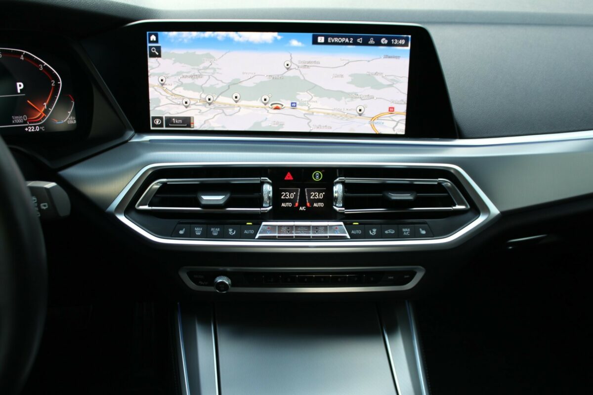 Fotografie vozu - klik pro zvětšení