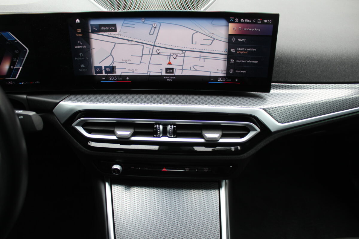 Fotografie vozu - klik pro zvětšení