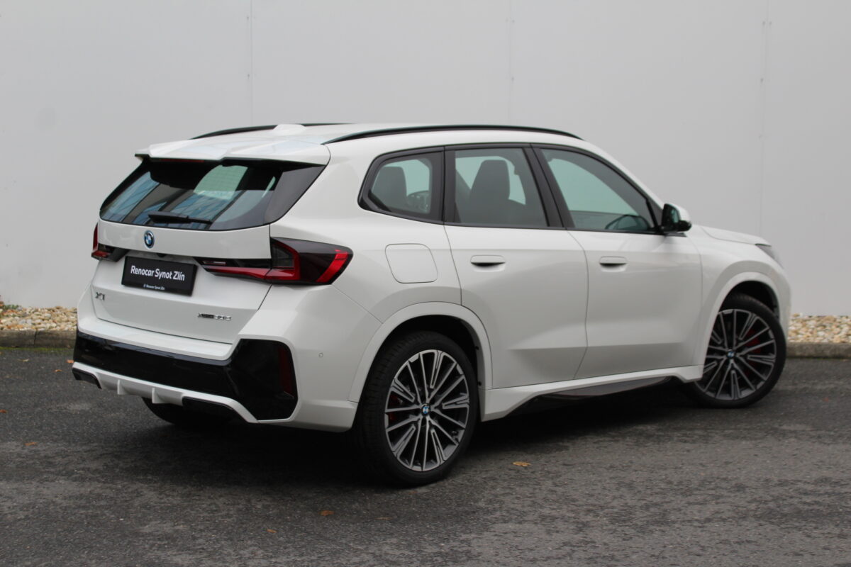 Fotografie vozu - klik pro zvětšení