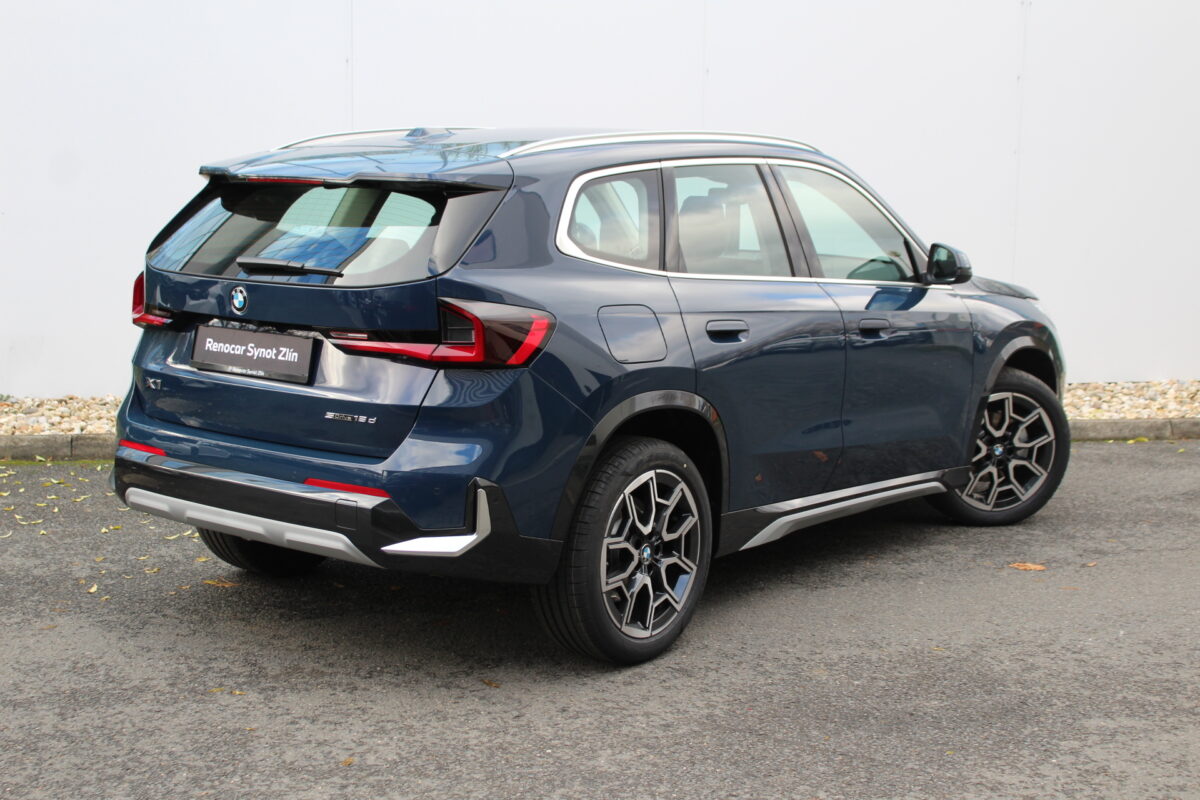 Fotografie vozu - klik pro zvětšení