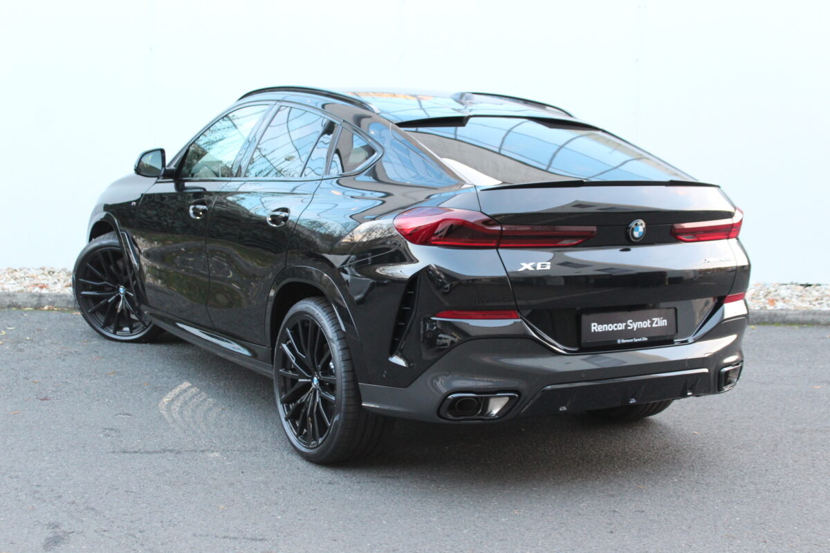 Fotografie vozu - klik pro zvětšení