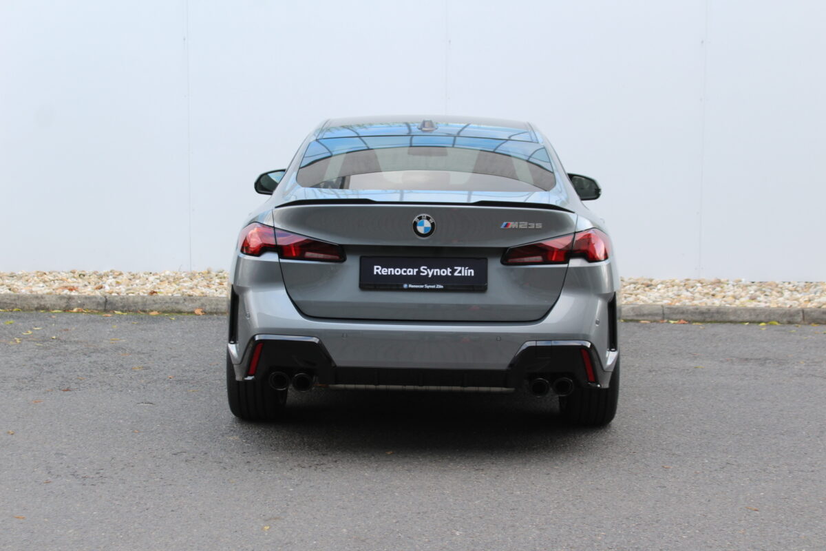 Fotografie vozu - klik pro zvětšení