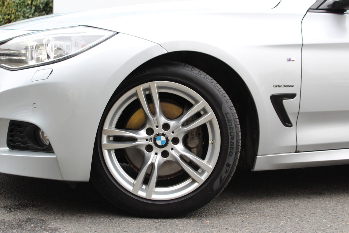 Fotografie vozu - klik pro zvětšení