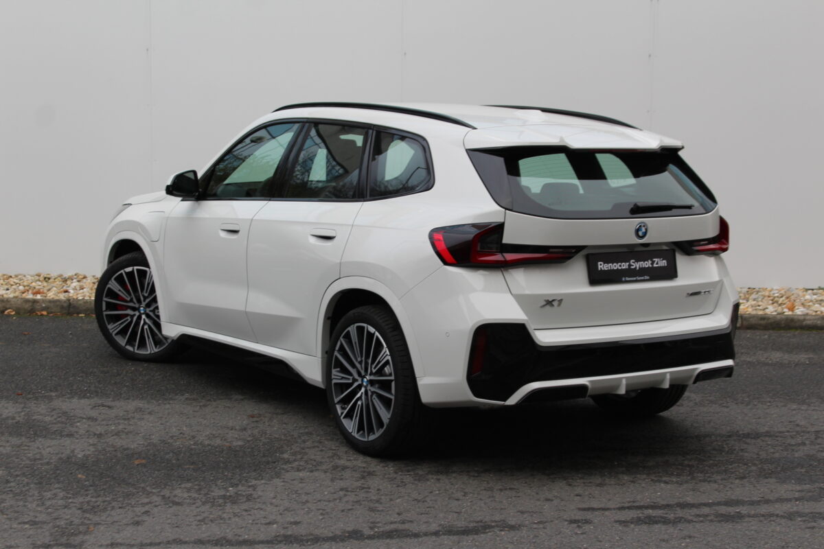 Fotografie vozu - klik pro zvětšení