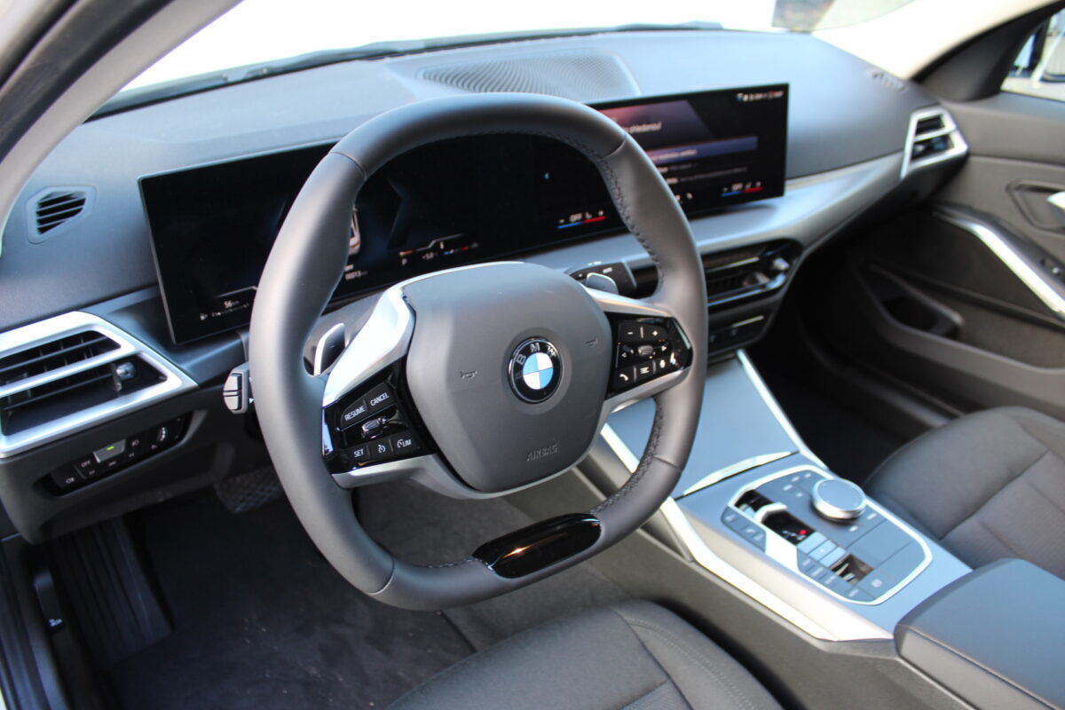 Fotografie vozu - klik pro zvětšení