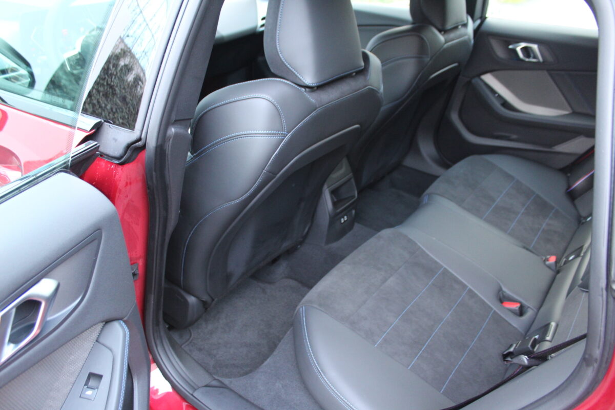 Fotografie vozu - klik pro zvětšení