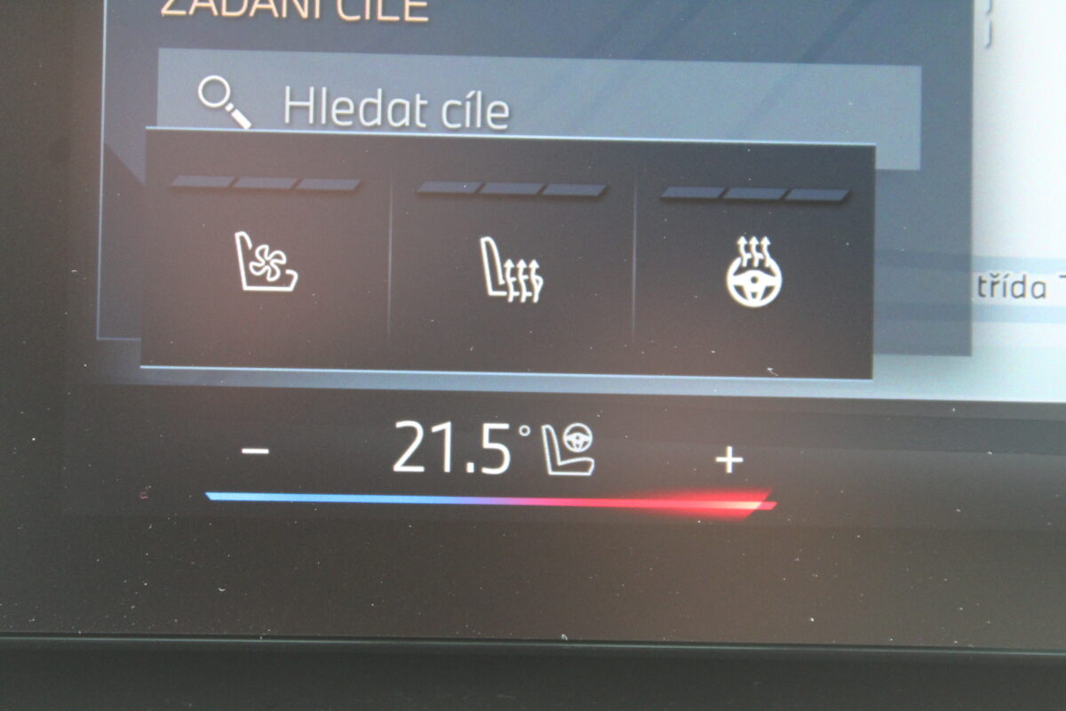 Fotografie vozu - klik pro zvětšení