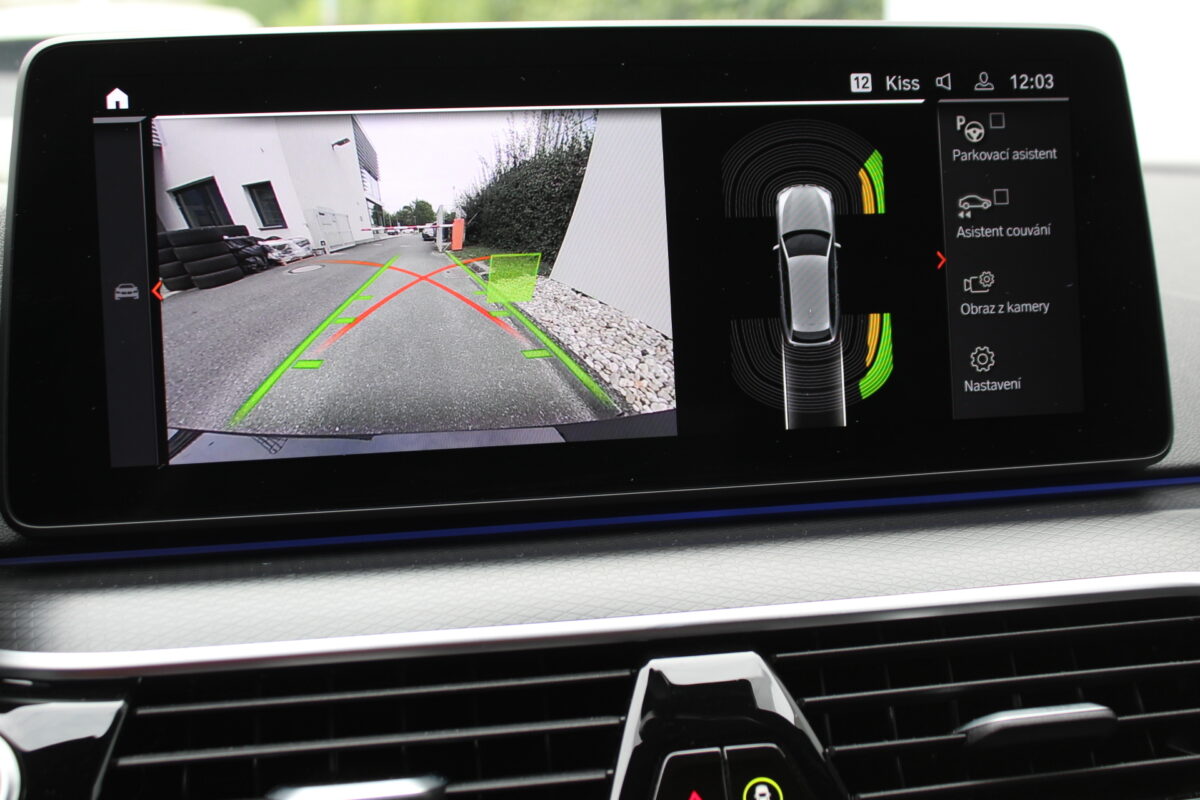 Fotografie vozu - klik pro zvětšení