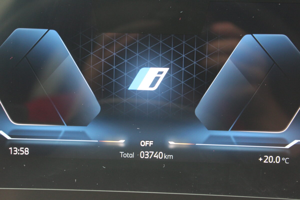 Fotografie vozu - klik pro zvětšení