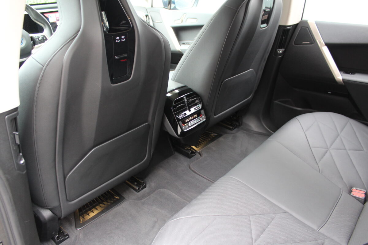 Fotografie vozu - klik pro zvětšení