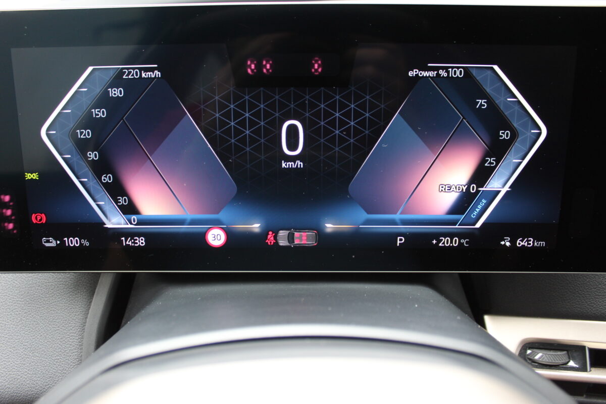 Fotografie vozu - klik pro zvětšení